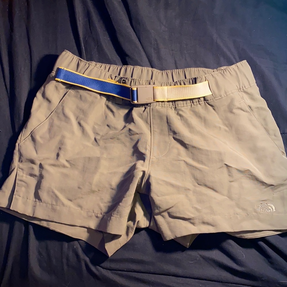 North face class v belted shorts